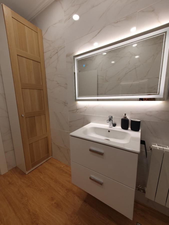 Aimendi Host Bilbao District Center II Apartment Exterior photo